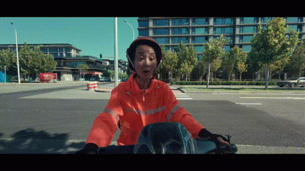 炒股配资网站来 第十二届“金法槌奖”微电影微视频征集活动作品展播 |《风筝》